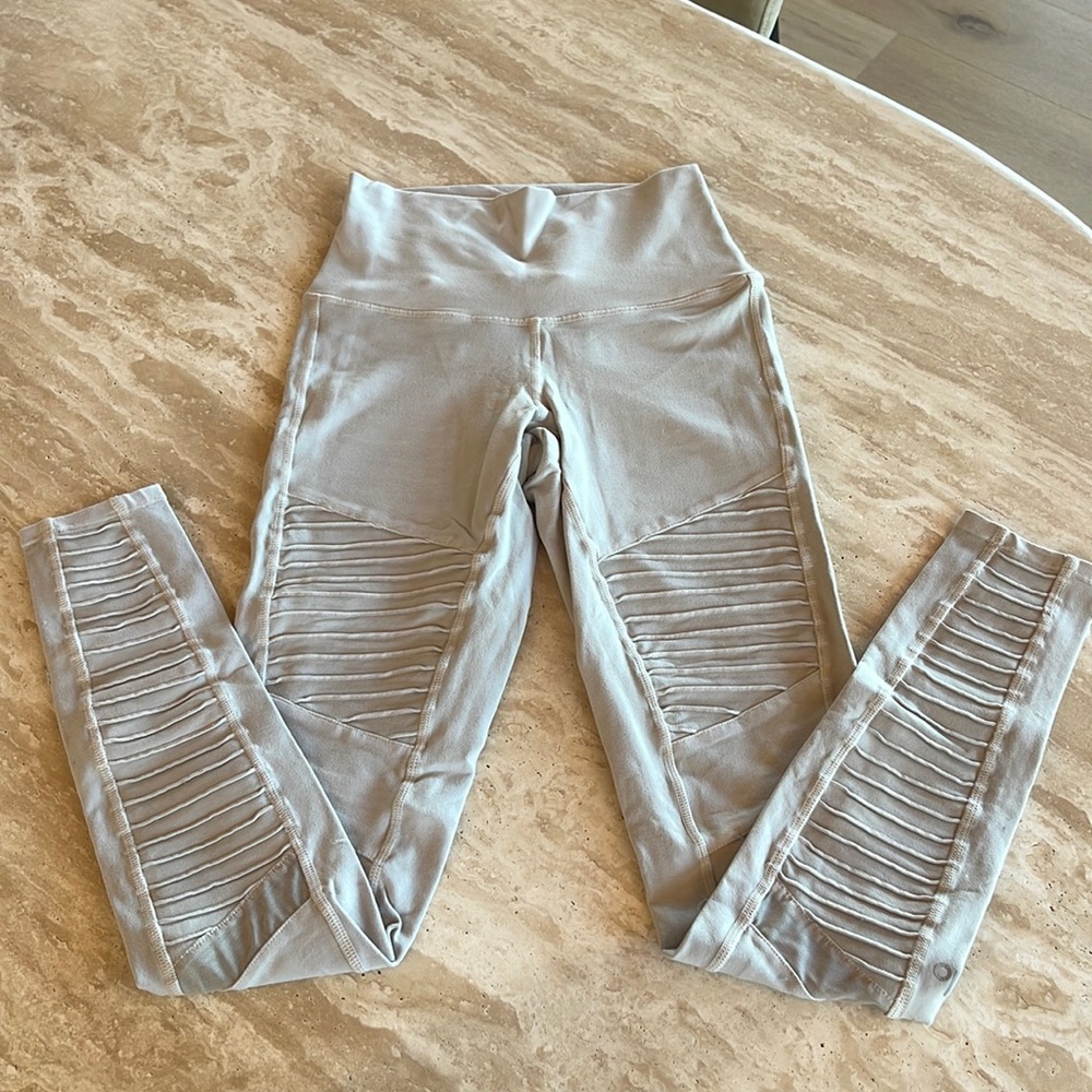 Alo bone moto leggings